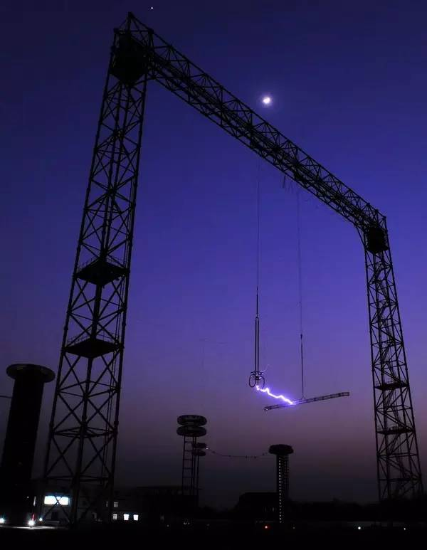 电晕放电是什么意思？