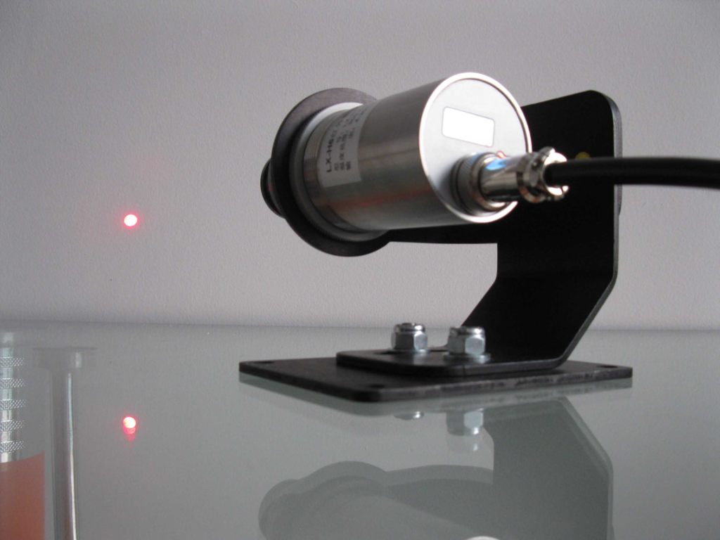 红外温度传感器的特点